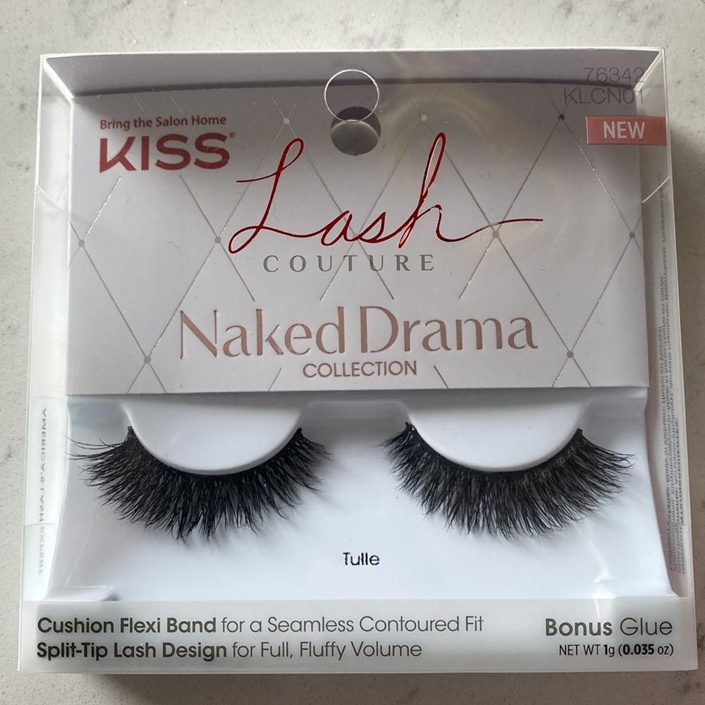 False Eyelash Bundle - Picture 2 of 4